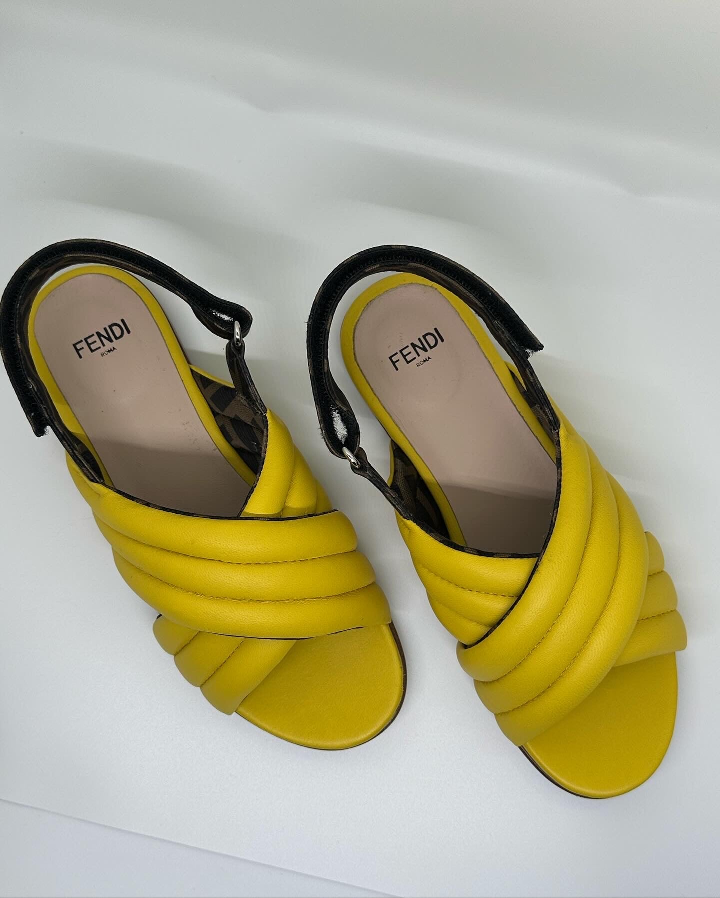 Fendi Girls sandals